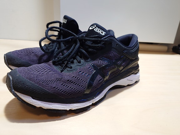 Asics gel Kayano juoksukengät koko 42 musta