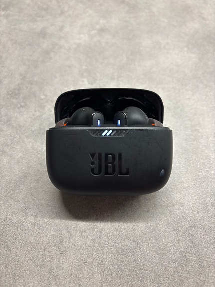 Product image 1 of 3