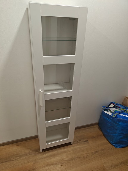 Ikea vitriini