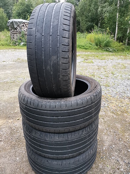 Bridgestone Turanza 255/45R19