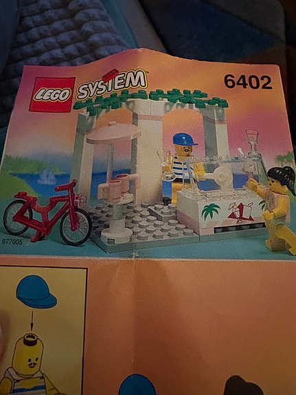 System 6402 eli 1990-luvun alun Paradisa-setti