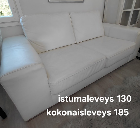 valkoinen nahkasohva