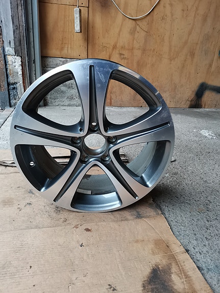UUDET 7.5x17" 5x112 ET40 Ø66.6 MB W213 vanteet