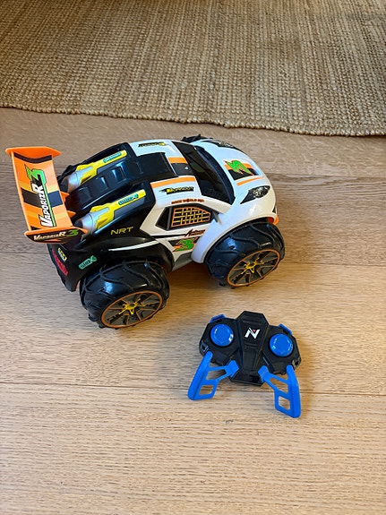 Nikko Vaporr R3 radio-ohjattava auto