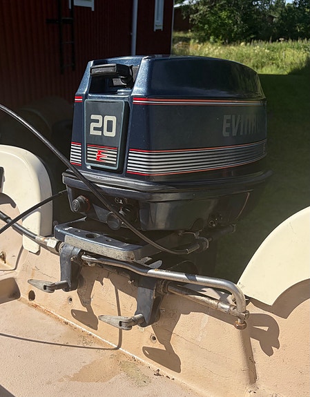 Evinrude 20 hv perämoottori