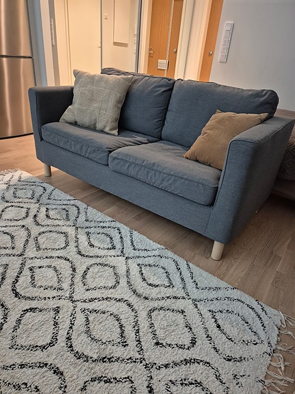 Ikean Karlstad sohva
