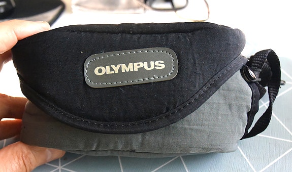 Olympus filmikamera zoom-objektiivilla