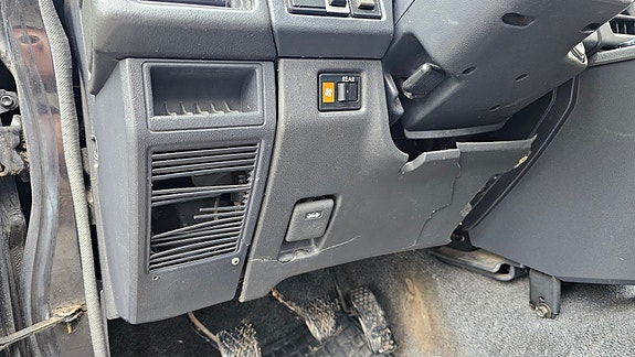 Daihatsu Feroza osia