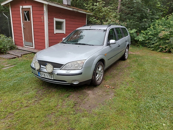 Ford Mondeo MK3 varaosiksi