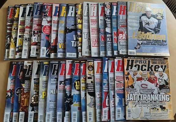 Pro Hockey lehtiä
