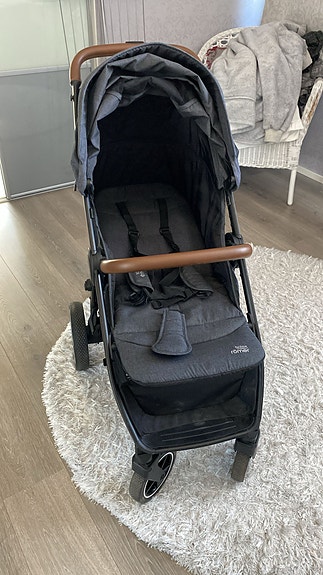 Britax matkarattaat (kuin uusi)