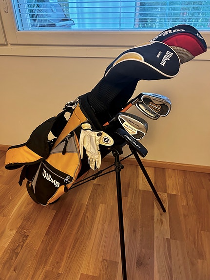 Wilson ProStaff junior golfmailasetti left