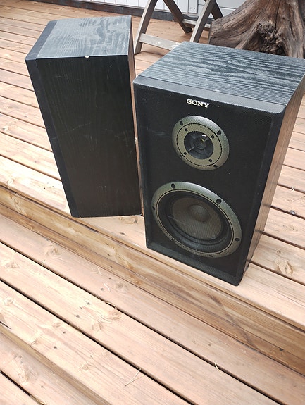 Sonny kaiuttimet 60w kaksi kpl:tta