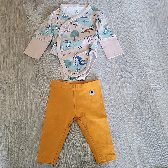 Kietaisubody ja leggingsit