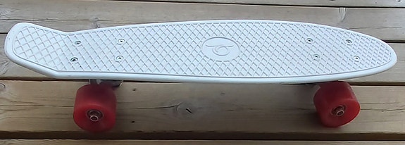 Pennyboard / rullalauta / Cruiser