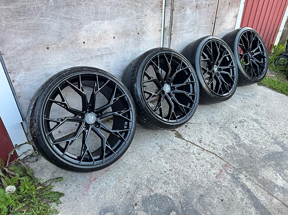 Myydään näyttävät 21” vanteet 5x112