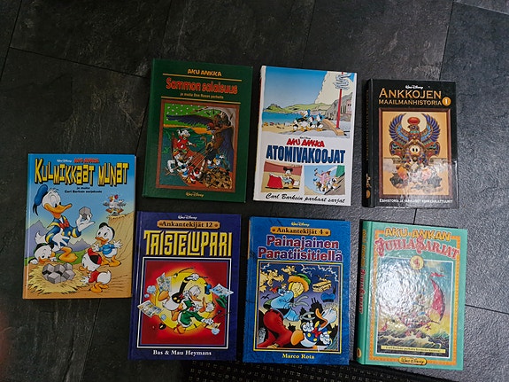 Aku Ankka kovakantiset kirjat, 7 kpl (Don Rosa, Carl Barks...)