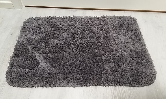 Kylpyhuoneen matto