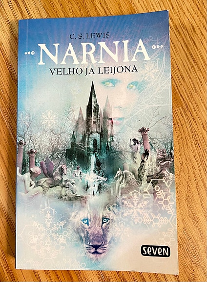 Velho ja leijona Narnian tarinat