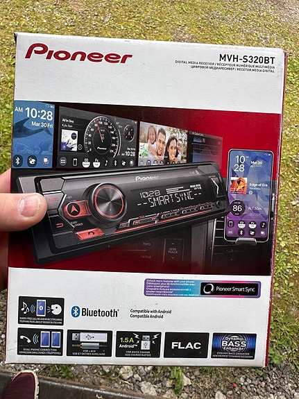 Pioneer MVH-S320BT