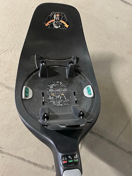 Cybex Base M ISOFIX -telakka – Hyväkuntoinen
