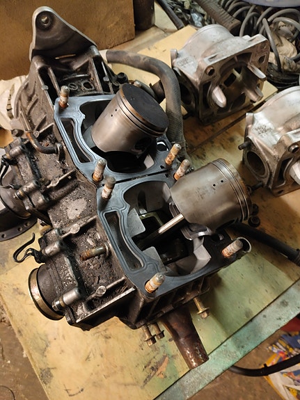 Arctic cat f5 moottori