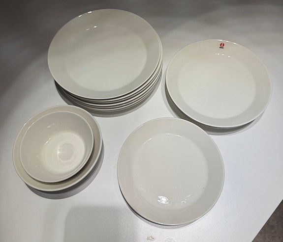 Iittala Teema valkoinen astiasto, 14 osaa