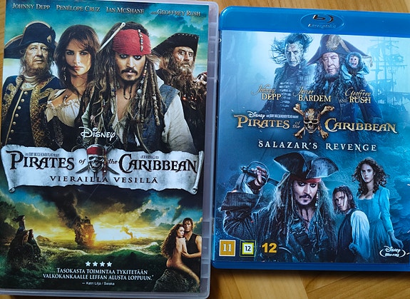 Pirates of the Caribbean Vierailla vesillä ja Salazars Revenge elokuvat
