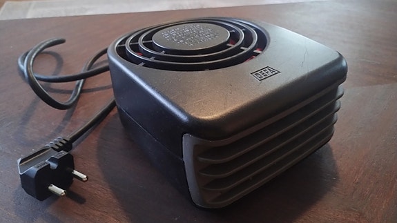 Auton sisätilalämmitin Defa, 1200W
