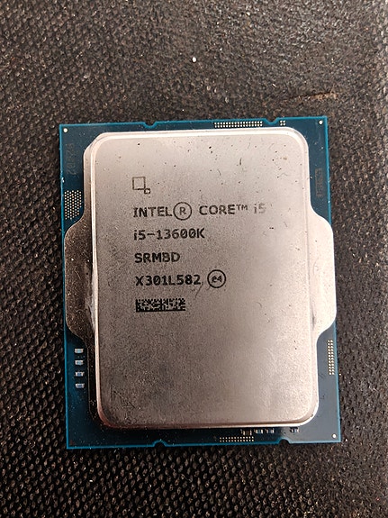 Intel Core i5-13600K -prosessori