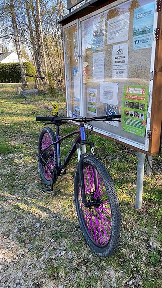 Trek maastopyörä