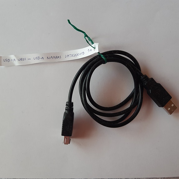 USB-A UROS - USB-A NAARAS jatkojohto 1 m
