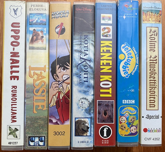 Lasten VHS elokuvia