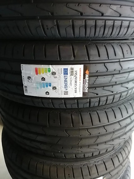 Honda Hankook 195/65R15 kesärenkaat