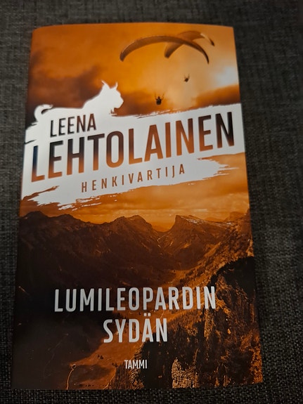 Leena Lehtolainen Henkivartija Lumileopardin sydän kirja