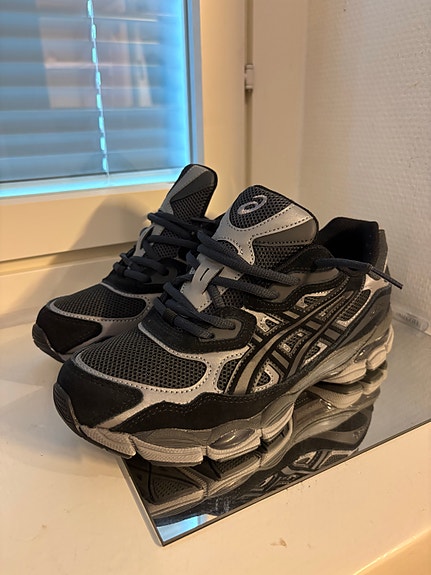 Asics gel nyc kengät