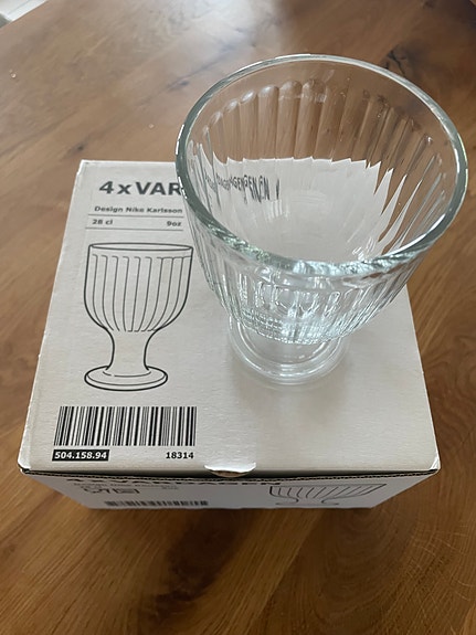 Ikea Vardagen jalallinen lasi