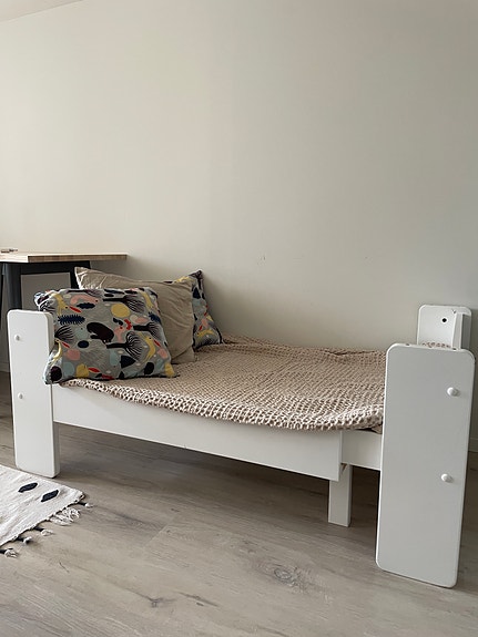 Unipuun jatkettava juniorisänky