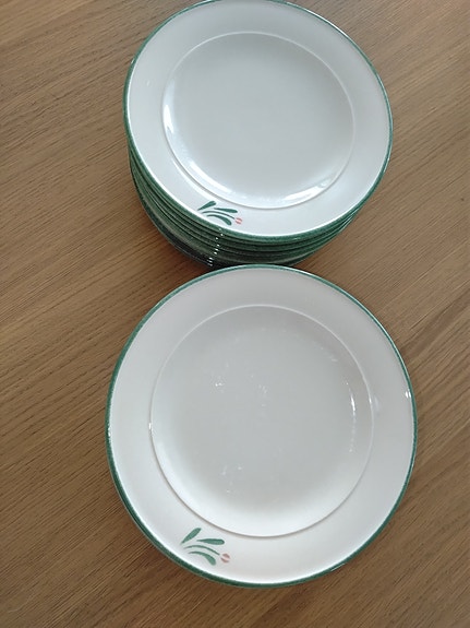 Pentik Aino leipälautaset
