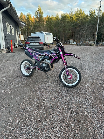 Ktm tarrasarja