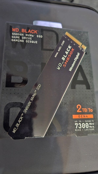 WD Black SN850 2 TB M.2 NVMe -SSD-kovalevy