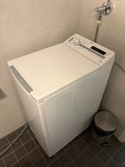 Whirlpool päältä täytettävä pesukone 7kg