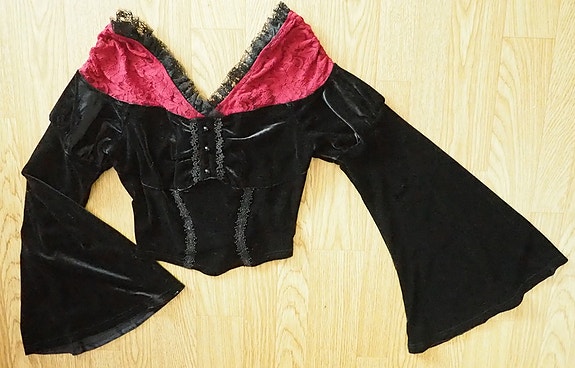 Dark In Love Gothic Red Lace Shoulder Velvet Top M