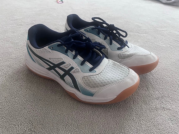 Asics sisäpelikengät 38