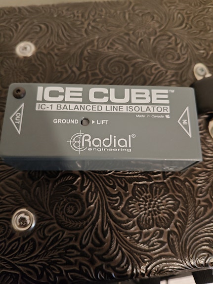 Radial Ice Cube IC-1 balanced line isolator kitaratarvike