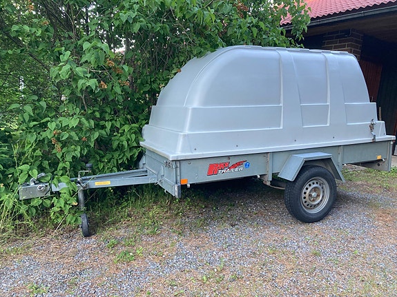 Peräkärryt