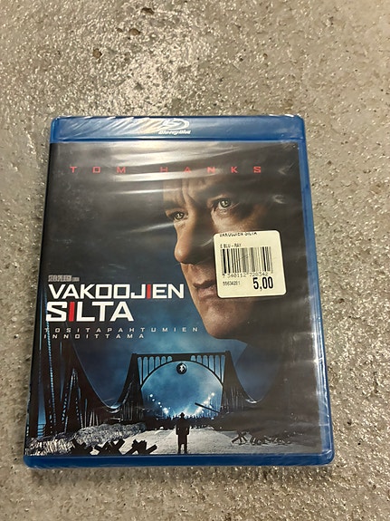 Vakoojien silta blu ray ( uusi )
