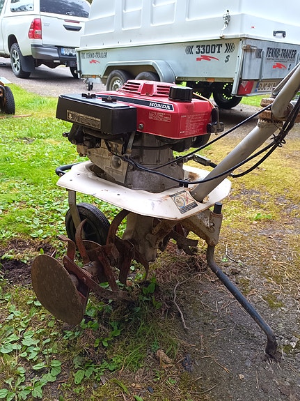 Honda F405 puutarhajyrsin