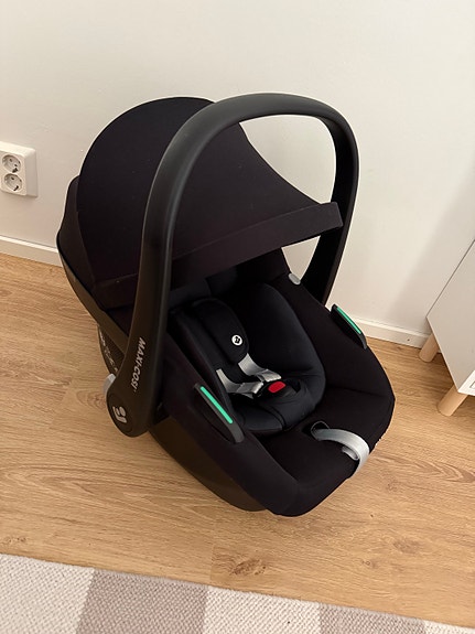 Maxi-Cosi pebble s turvakaukalo