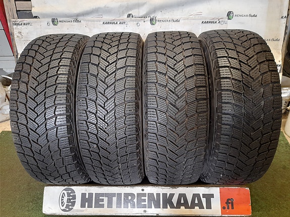 205/55 R16" Käytetyt Kitkarenkaat